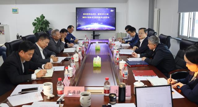 杜部长调研.jpg